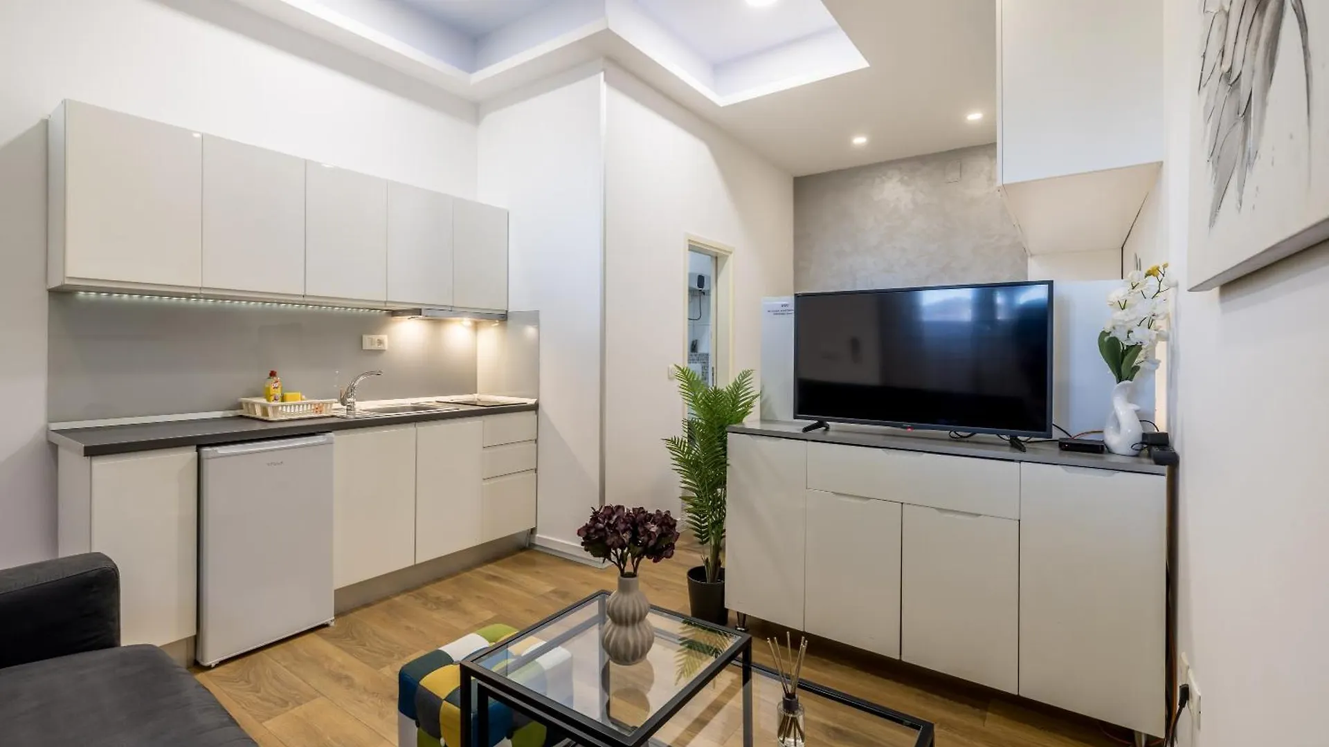 Studio Apartments Twins Split