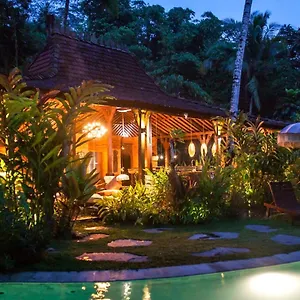 https://villa-mahadevi-jungle-retreat-joglo-1.ubudhotelsnow.com