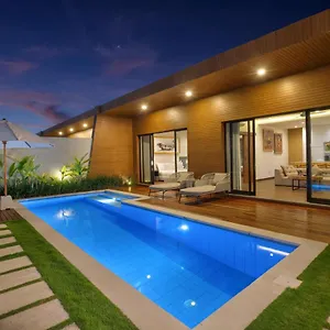 https://the-claremont-luxury-villas.hotelsseminyak.net