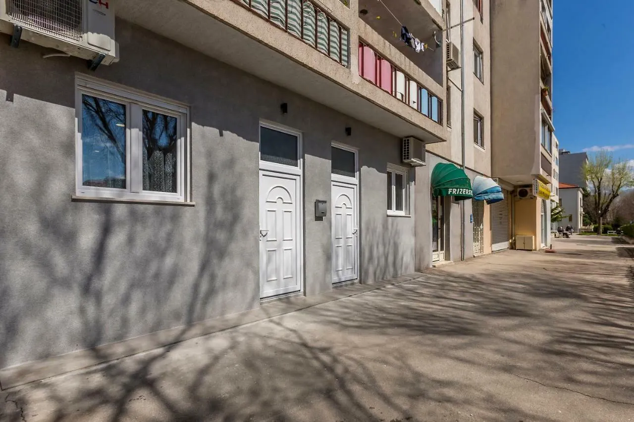 Studio Apartments Twins Split 0*,  Croatia