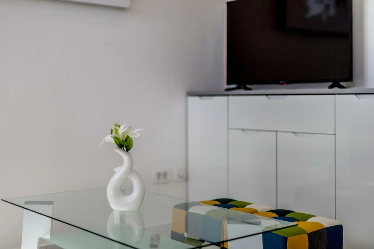 Studio Apartments Twins Split Croatia